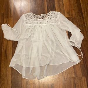 White flowy crochet collar blouse